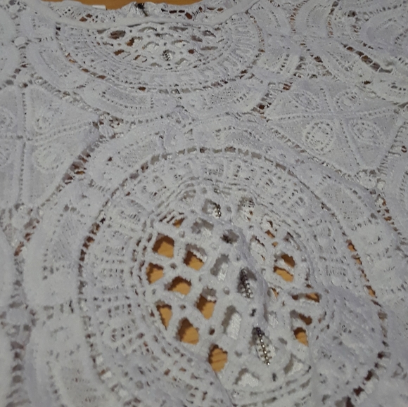 New lace crop top - Picture 4 of 6